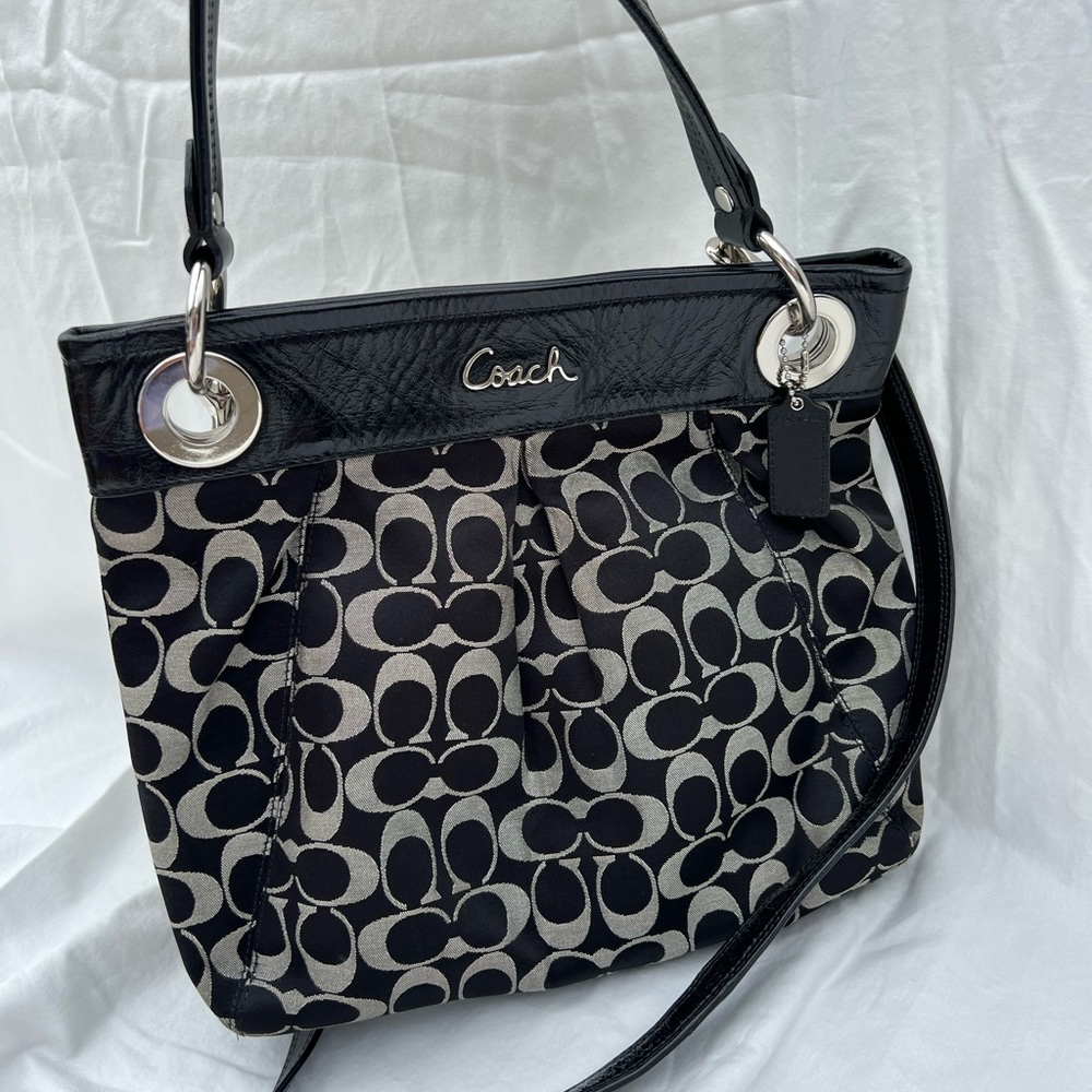 Coach shoulder bag with crossbody strap